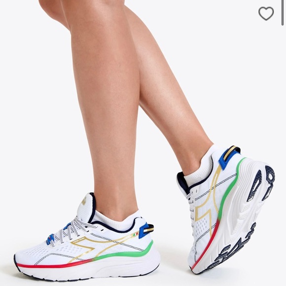 Brand new in box, Women's Diadora Equipe Atomo running shoes, 8.5/EU 40 - Picture 1 of 10